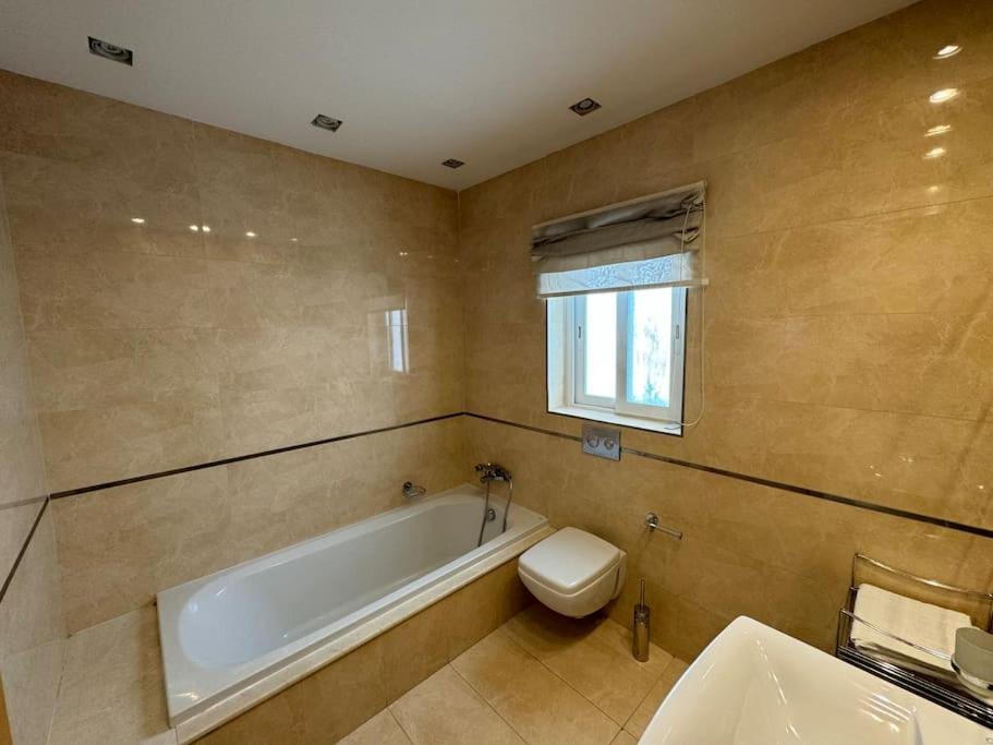 Penthouse -Centre Of Sliema - Best View In Malta Exterior photo